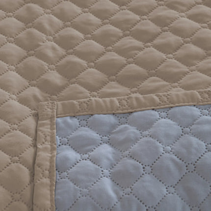 Kit Peseira de Cama Casal Queen Comfort 5 Pçs com Almofada